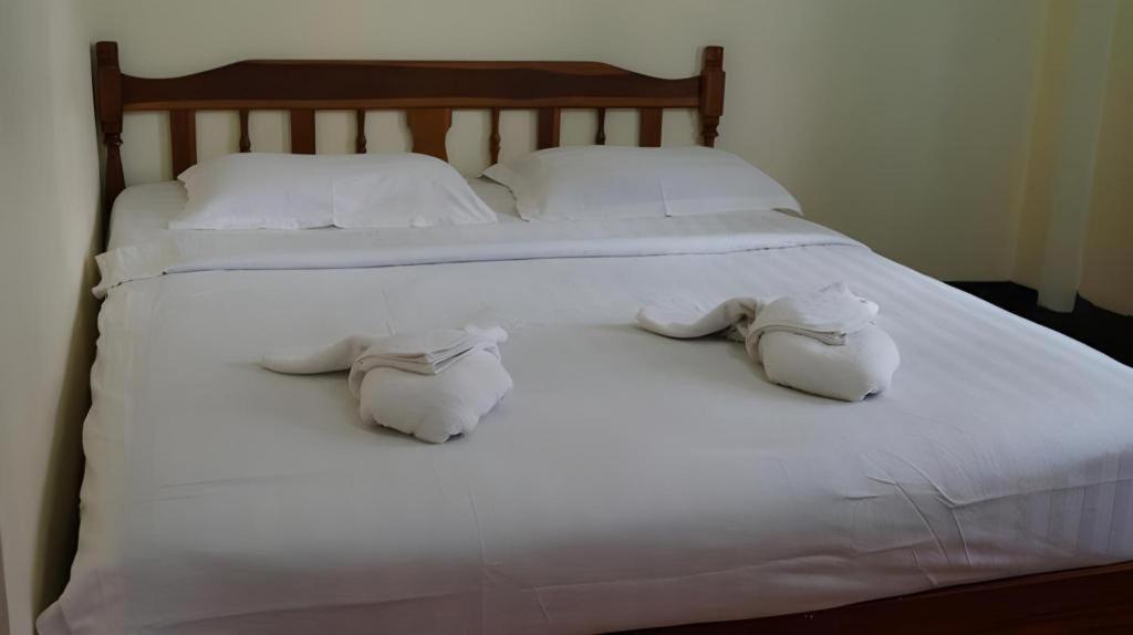 Lankham Hotel Паксе Екстериор снимка